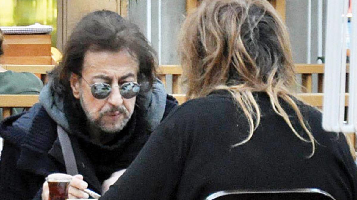 Ilhan Irem Ve Esi Bas Basa Yemekte Haberler Magazin Ilhan Irem Ve Esi Bas Basa Yemekte Haberler Magazin