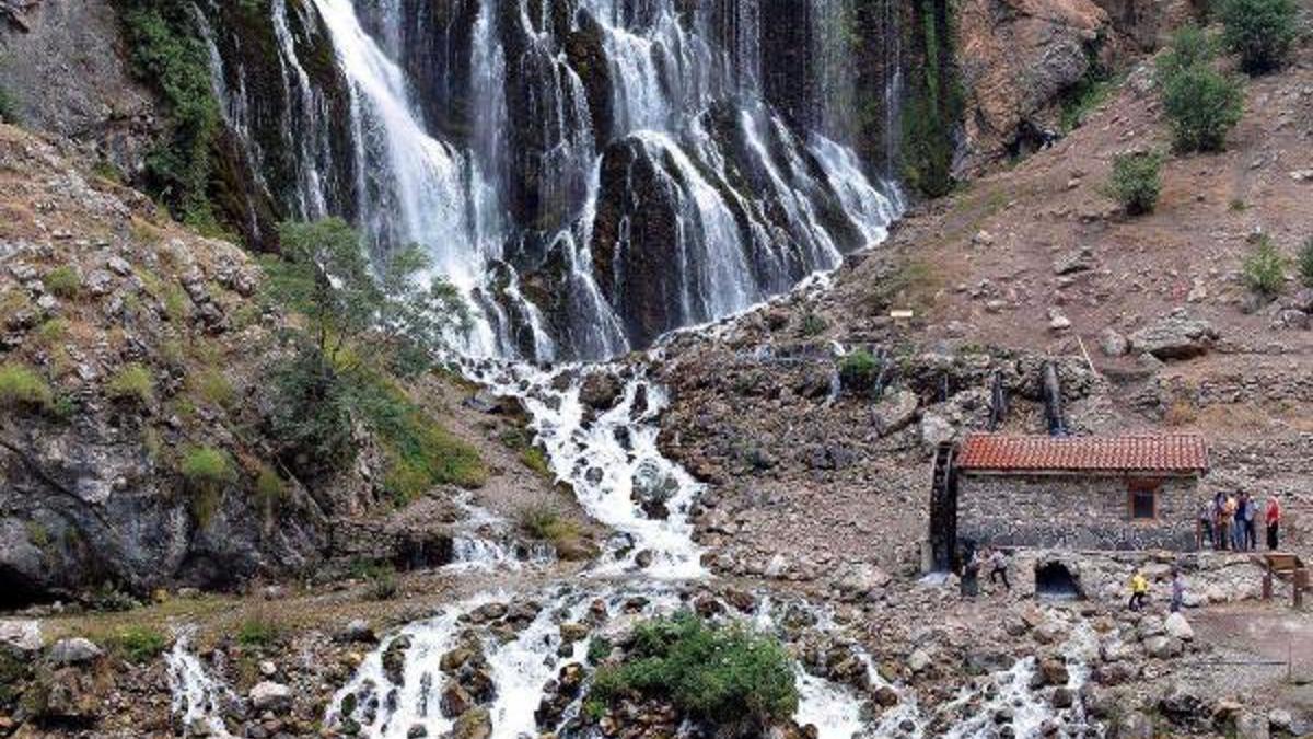 kapuzbasi selaleleri milli park adi