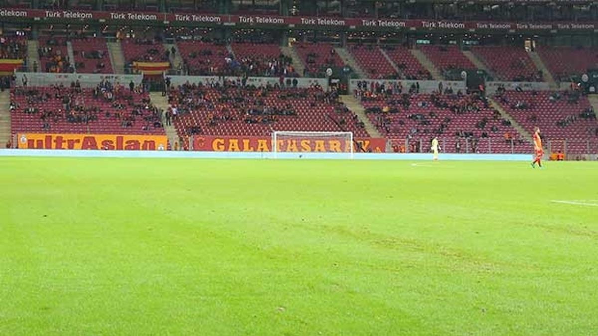Turk Telekom Arena Bos Kaldi