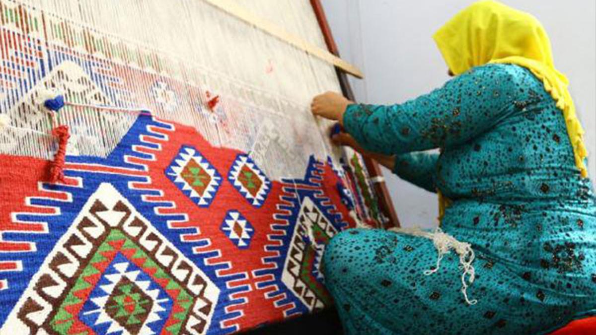 Van Kilimleri Kadinlarin Ellerinde Hayat Buluyor Son Dakika Ekonomi Haberleri