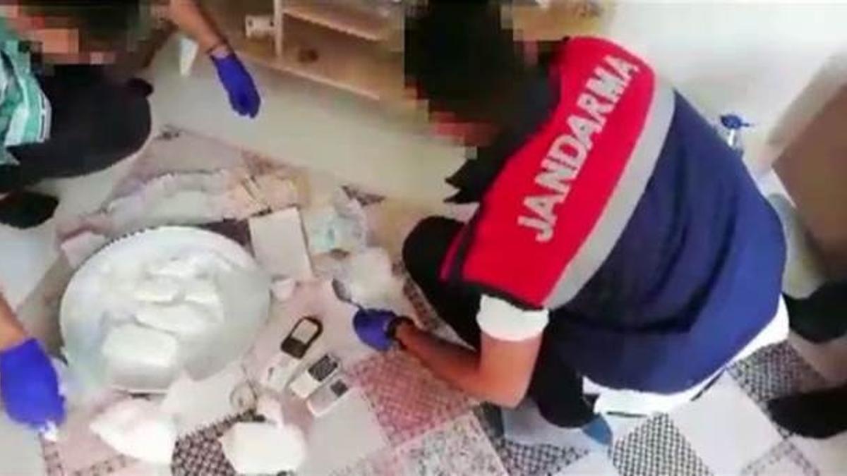 20 kilo kokain ele gecirilen operasyon ani kamerada son dakika haberleri internet