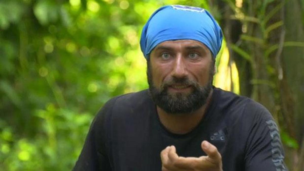 Survivor 2020 Gonulluler Takiminda Mucadele Eden Survivor Yasin Performansi Ve Oyunlarda Gosterdigi Gayretiyle Dikkatleri Uzerine Topluyor Daha Once Masterchef Yemekteyiz Gibi Yarismalarla Ekranlarin Taninan Isimleri Arasina Girmeyi Basaran Survivor