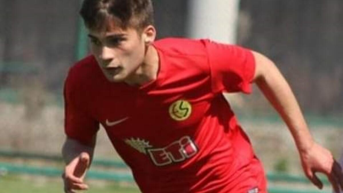 Son Dakika Eskisehirspor Un 20 Yasindaki Futbolcusu Kaan Ozturk Hayatini Kaybetti Son Dakika Spor Haberleri