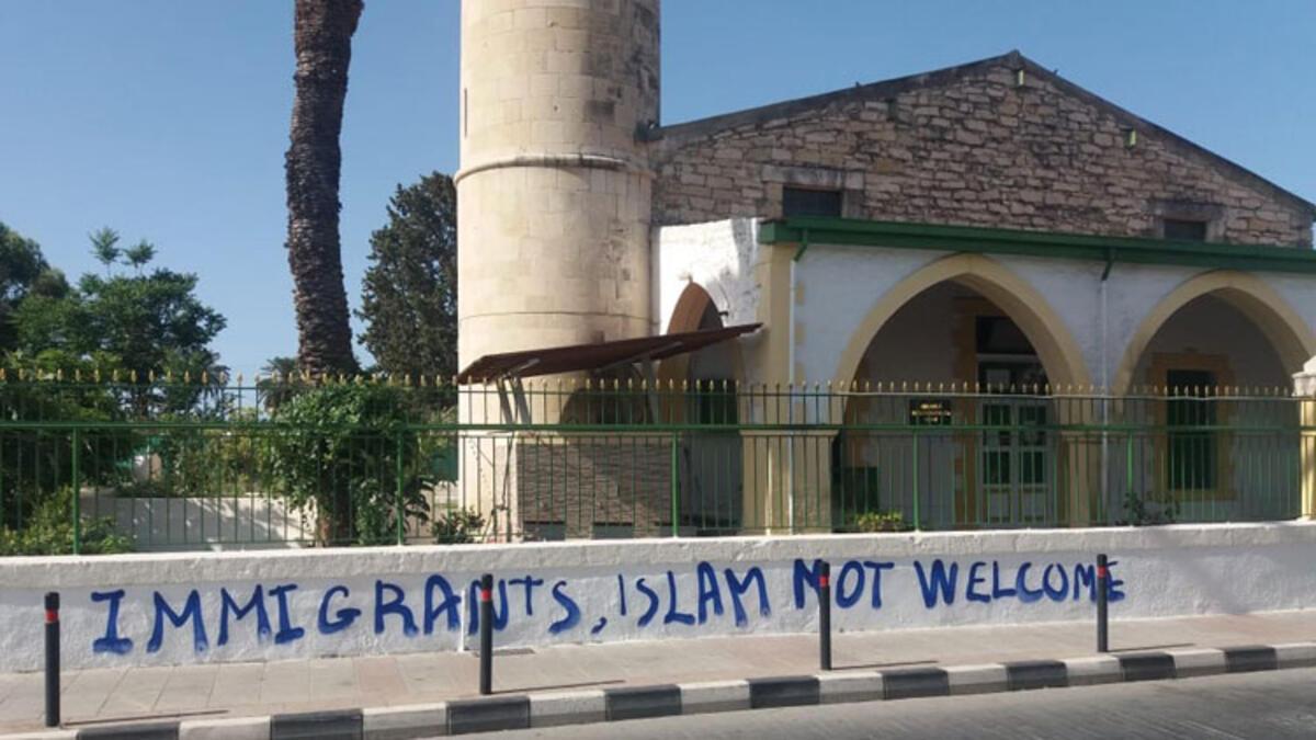 Güney Kıbrıs'ta bulunan Köprülü Camisi'ne çirkin saldırı - Son Dakika  Güncel Haberler