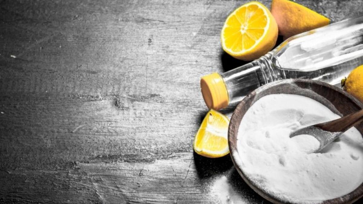 Koltuk Altindaki Kararmalardan Kolayca Kurtulabilirsiniz Patates Karbonat Limon