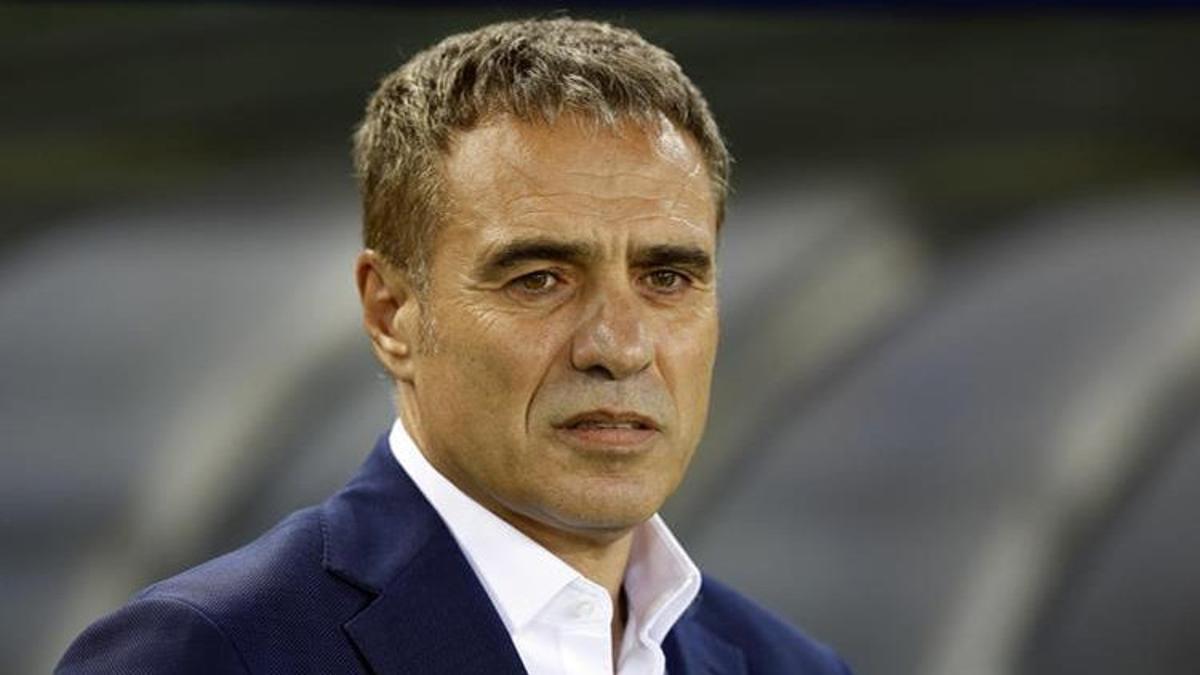Son Dakika Haberi | Antalyaspor'da Ersun Yanal: Dünyalar farklı...