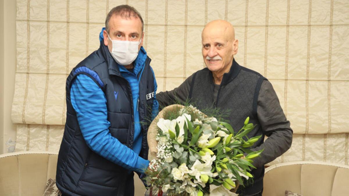 Trabzonspor Teknik Direktörü Abdullah Avcı'dan Ahmet Suat Özyazıcı'ya  ziyaret - Son Dakika Spor Haberleri