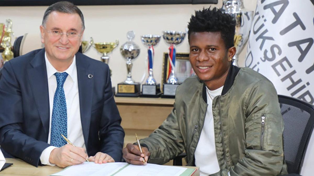 Hatayspor Liberyali Forvet Mohammed Kamara Yi Kadrosuna Katti Son Dakika Spor Haberleri
