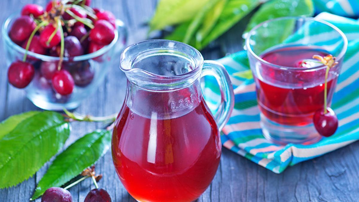 visne suyu nasil yapilir ev yapimi visne suyu icin kolay tarif