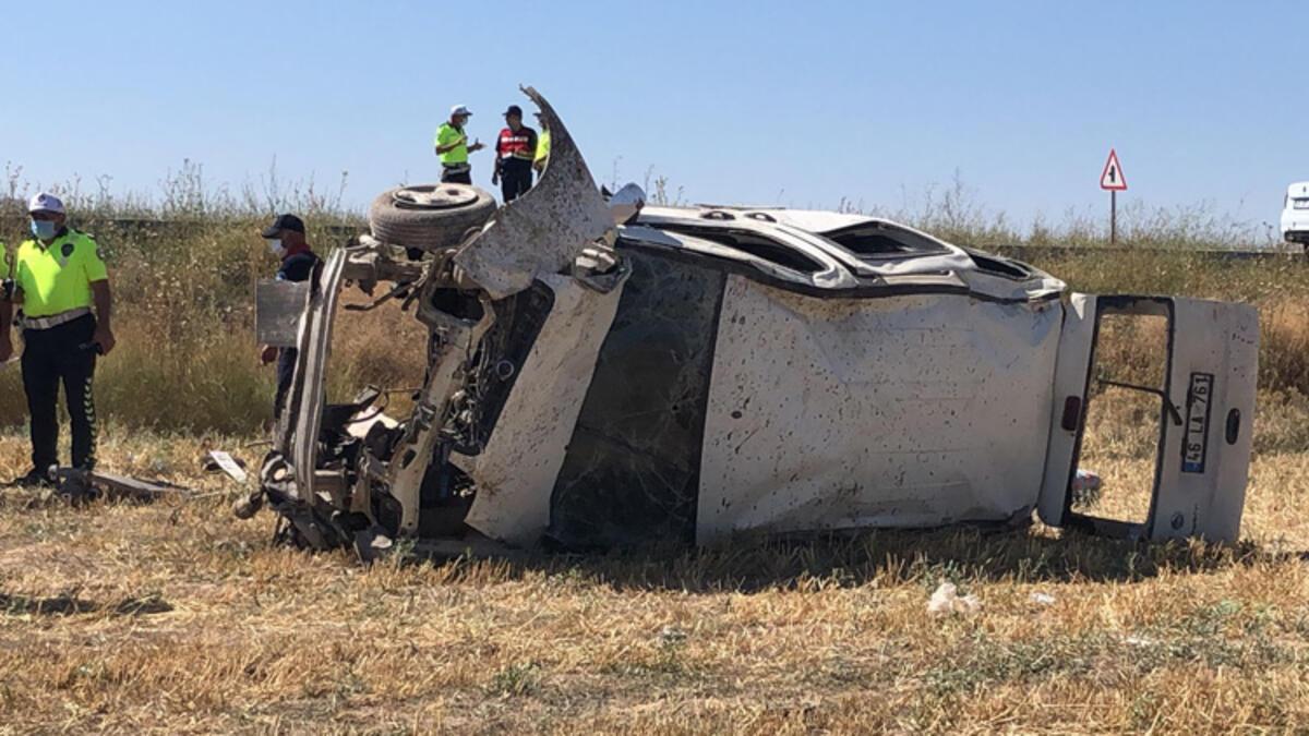 kayseri de feci kaza 3 kisi hayatini kaybetti 9 kisi yaralandi son dakika haberleri internet