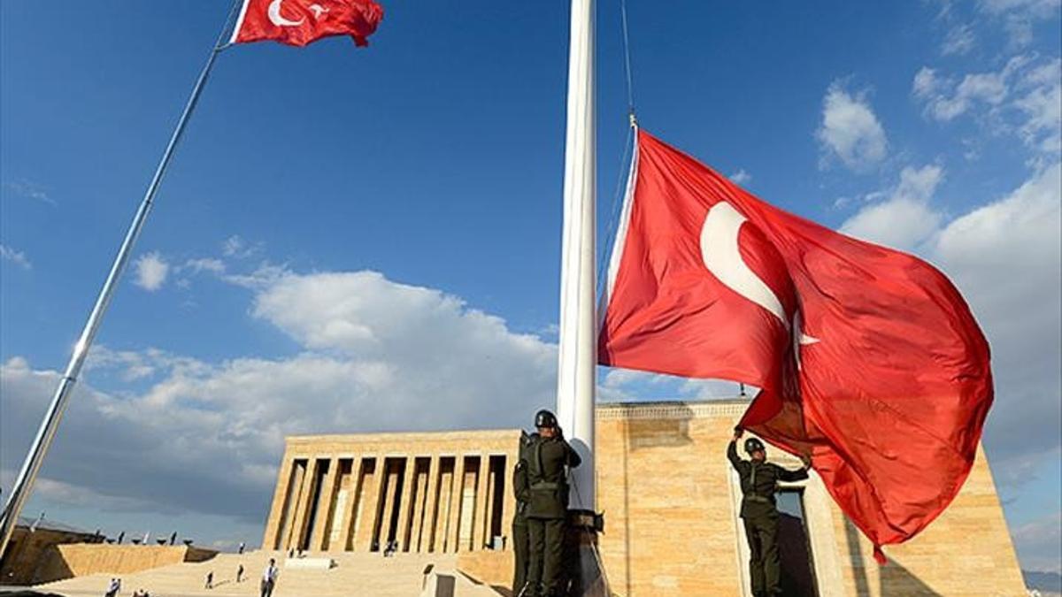 10 Kas m Tatil Mi Okullar A k M te Resmi Gazete Bilgileri Son 
