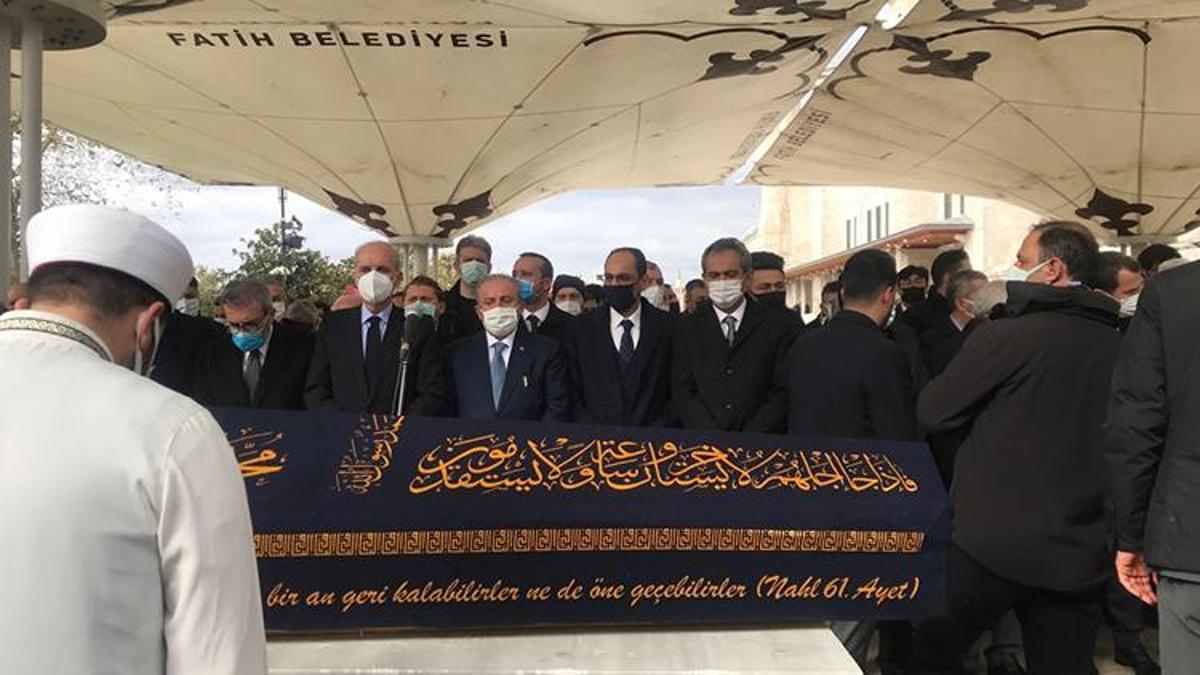 Ak Parti Milletvekili Mustafa Demir In Vefat Eden Babasi Icin Fatih Camii Nde Toren Son Dakika Haberler