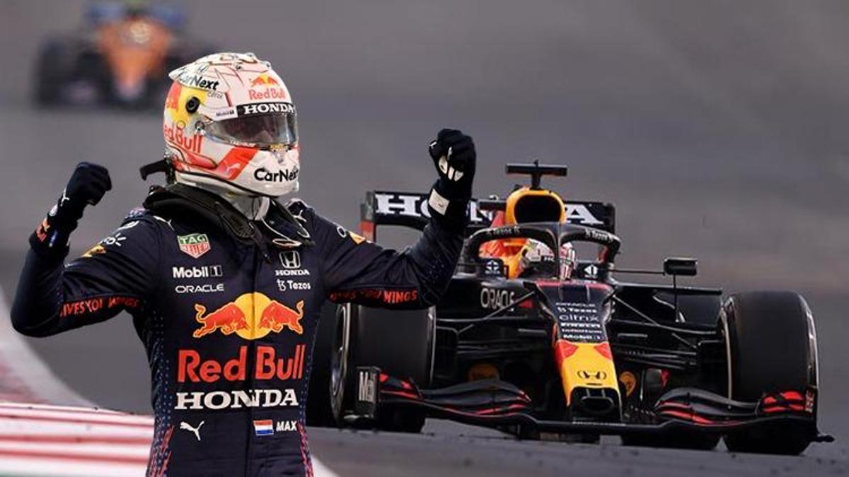 Breaking News… Formula 1 champion Max Verstappen!  Hamilton’s streak is over