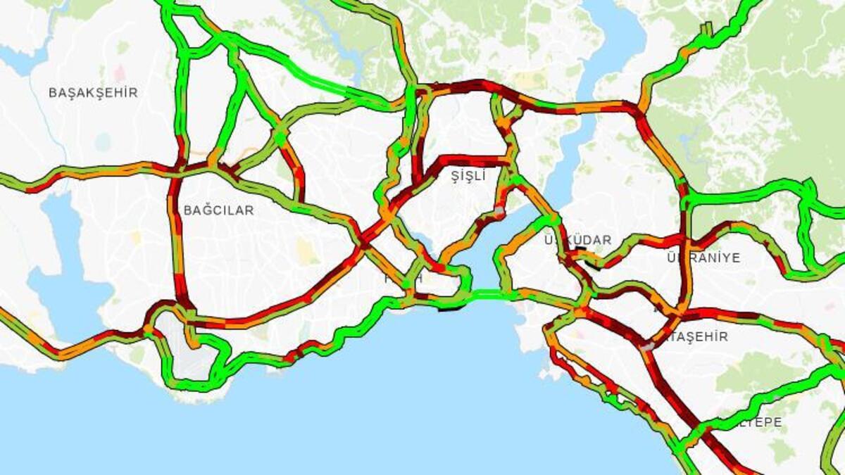 istanbul da trafik yogunlugu yuzde 80 e ulasti son dakika haberleri
