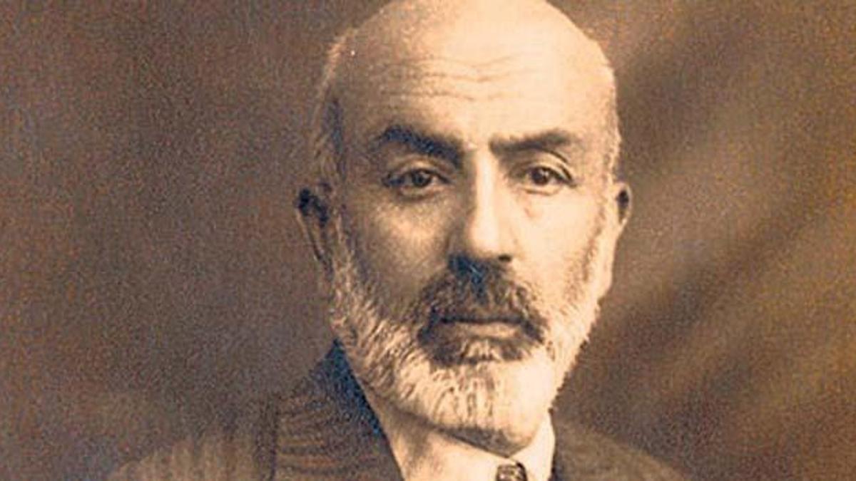 Mehmet Akif Ersoy Kimdir? İstiklal Marşı'nın Yazarı Mehmet Akif Ersoy ...