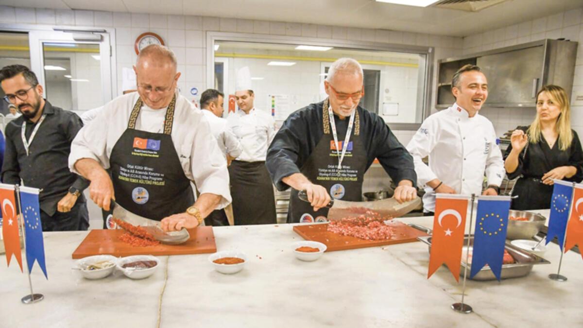 La lezione di Adana agli chef italiani E! News UK