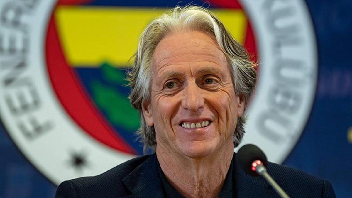 Last minute: Transfer statement from Jorge Jesus in Fenerbahçe!  I would like to buy some football players from Portugal