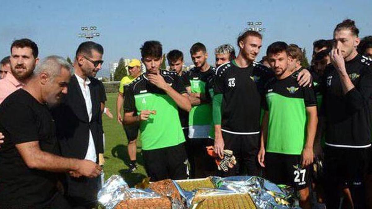 Baklava serving crisis in Akhisarspor!  Players have been excluded