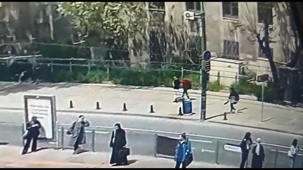 Döviz bürosunda 20 milyon liralık vurgun! Sırt çantası yakalattı