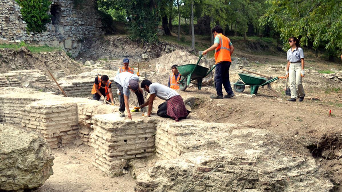 Bathonea Antik Kenti kazılarında önemli keşif