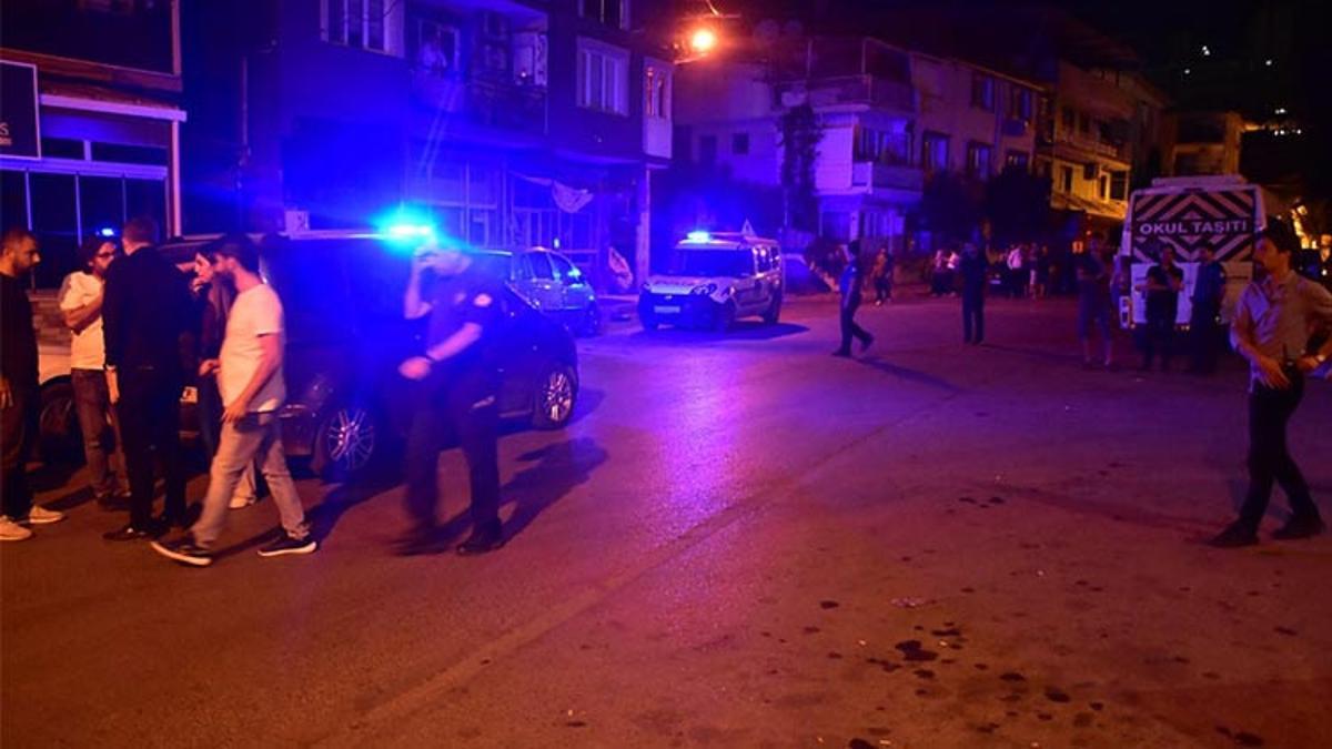 İzmir’de polise bıçaklı saldırı – Son Dakika Haberleri