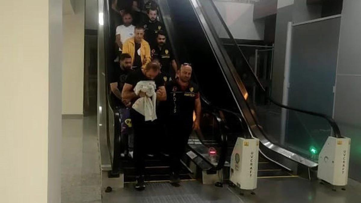 Diyarbakır merkezli 3 ilde ‘Alo Tatil’ operasyonu: 13 gözaltı