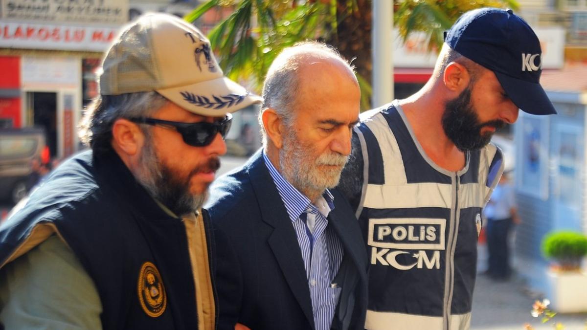Bursa’daki FETÖ davasında eski vali Harput’a 8 yıl 9 ay hapis