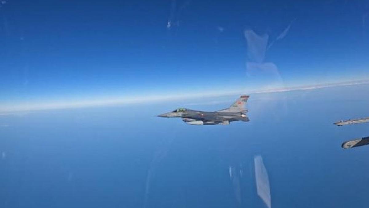 MSB, F-16’ların eğitim uçuşunu paylaştı