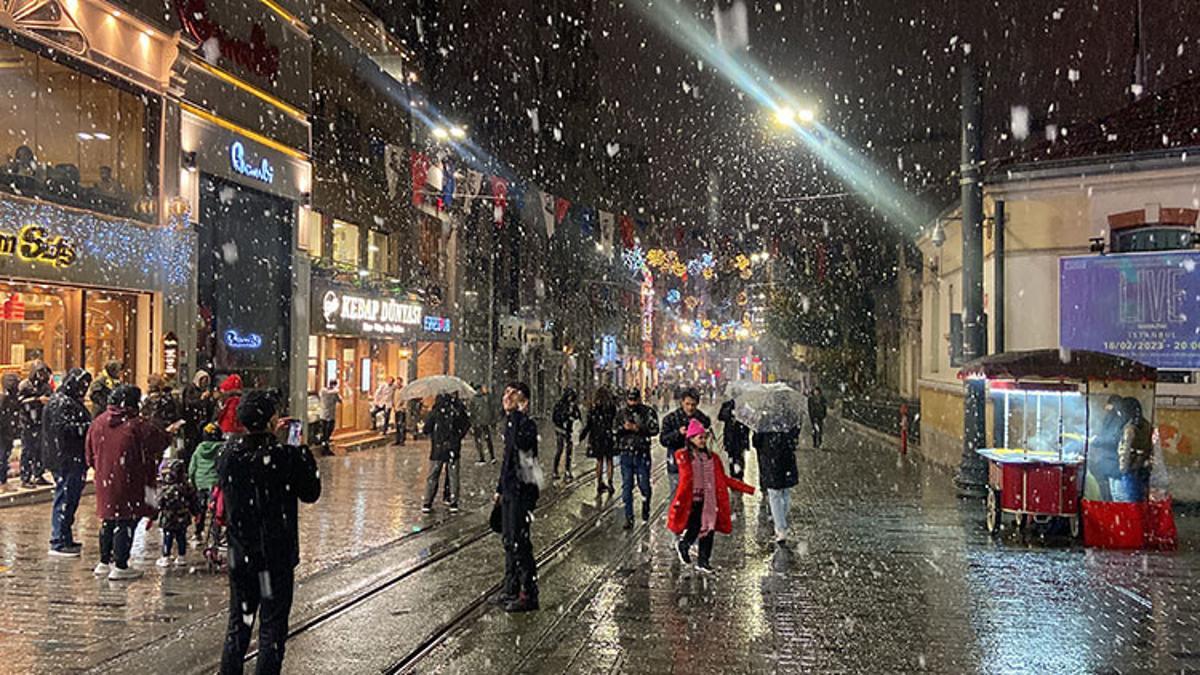 Son dakika: İstanbul’da kar yağışı başladı