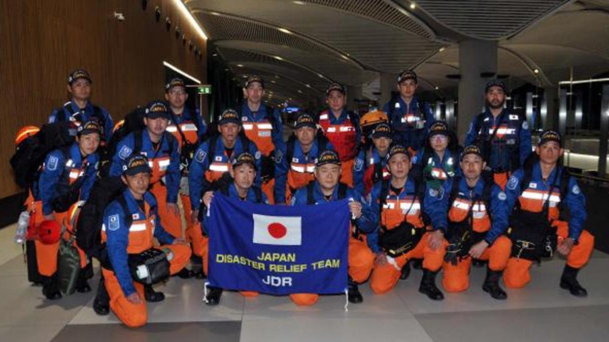 Japon arama kurtarma ekibi Türkiye’ye geldi