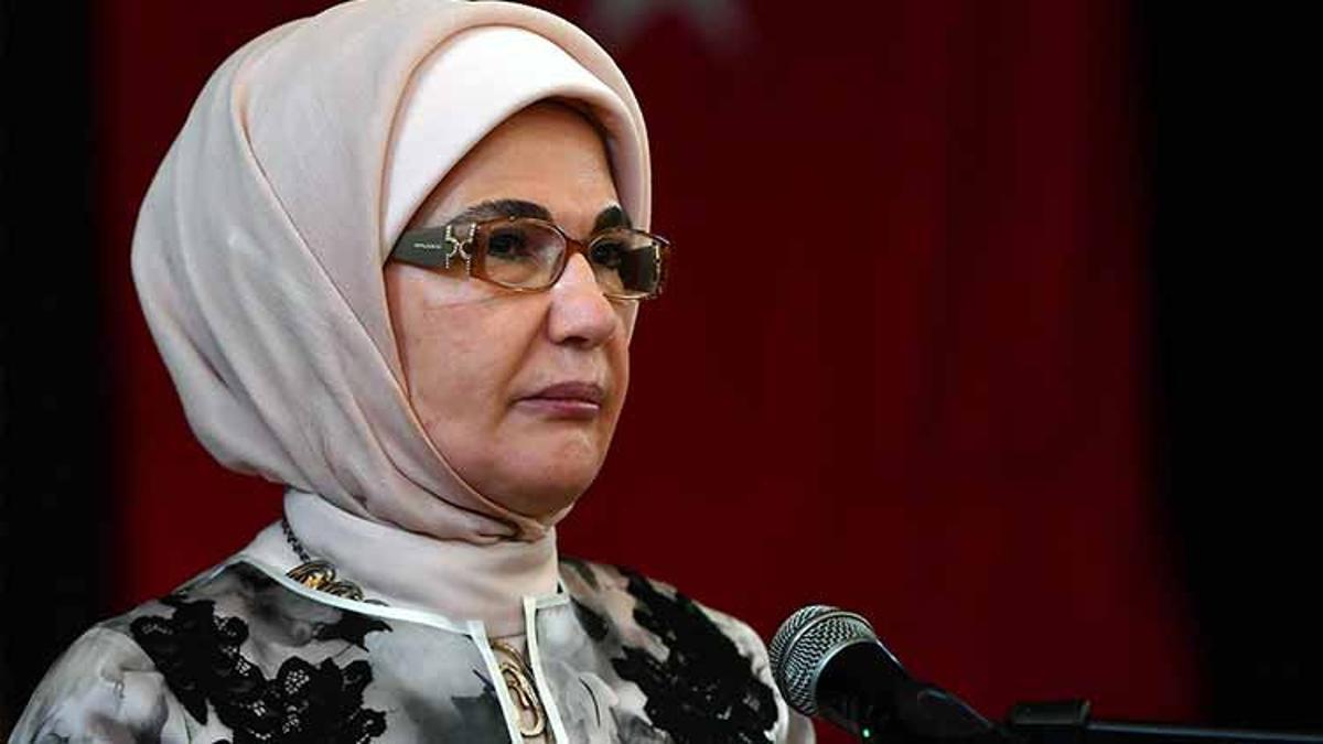 Lider eşlerinden Emine Erdoğan’a geçmiş olsun mesajları