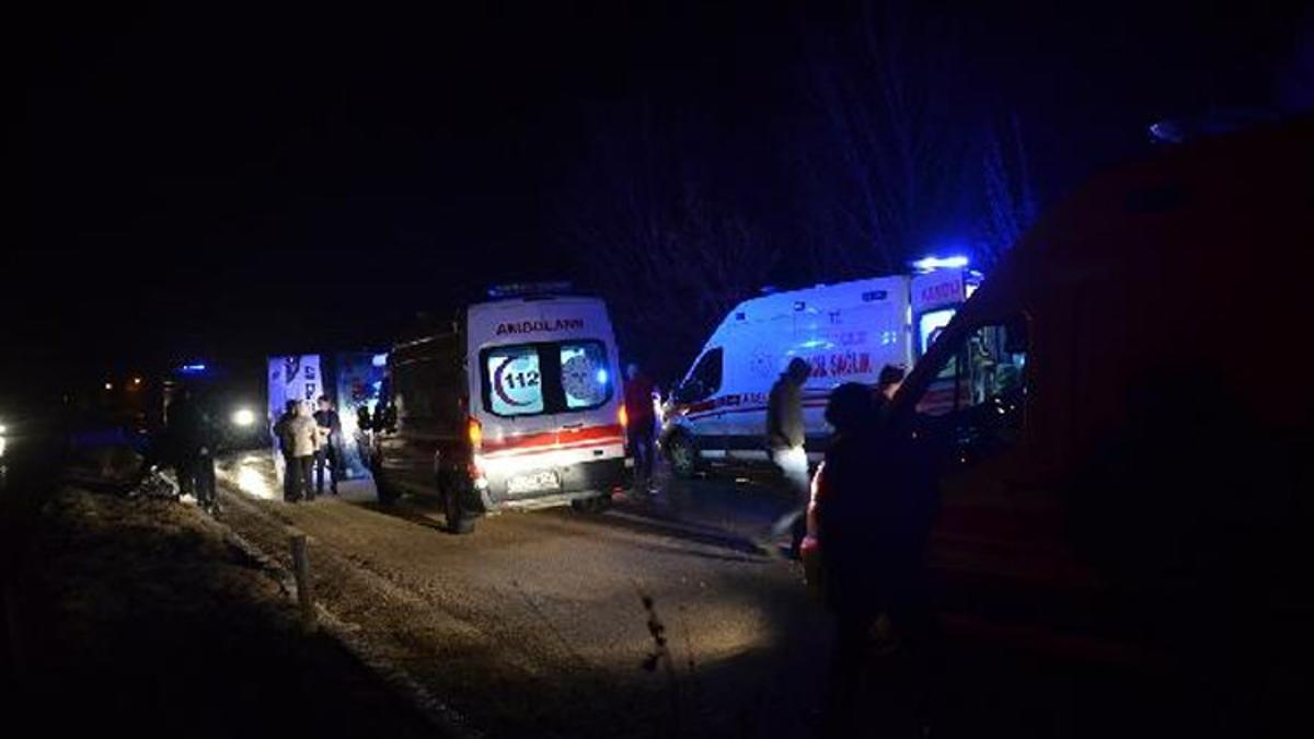 Kastamonu’nda yolcu otobüsü devrildi: 30 yaralı