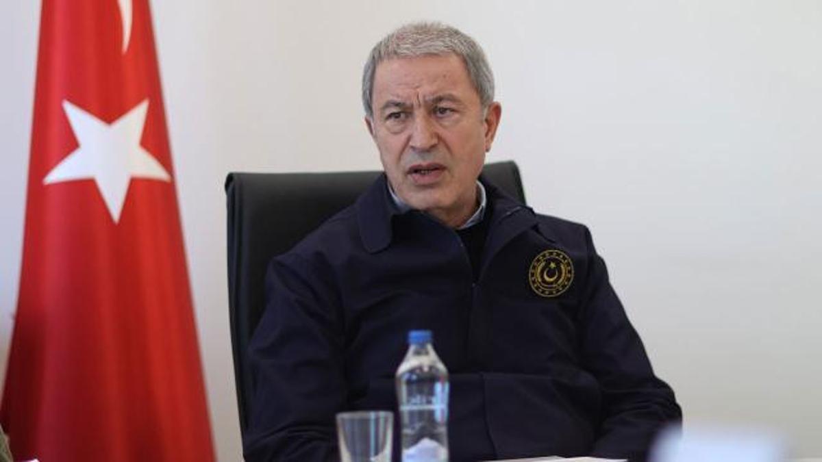 Bakan Akar’dan asker kışladan geç çıkarıldı söylemlerine sert tepki: Gerçekleri yansıtmayan yanlı iddialar