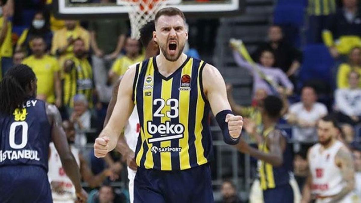 Marko Guduric 3 yıl daha Fenerbahçe Beko'da! Futbol Haberleri