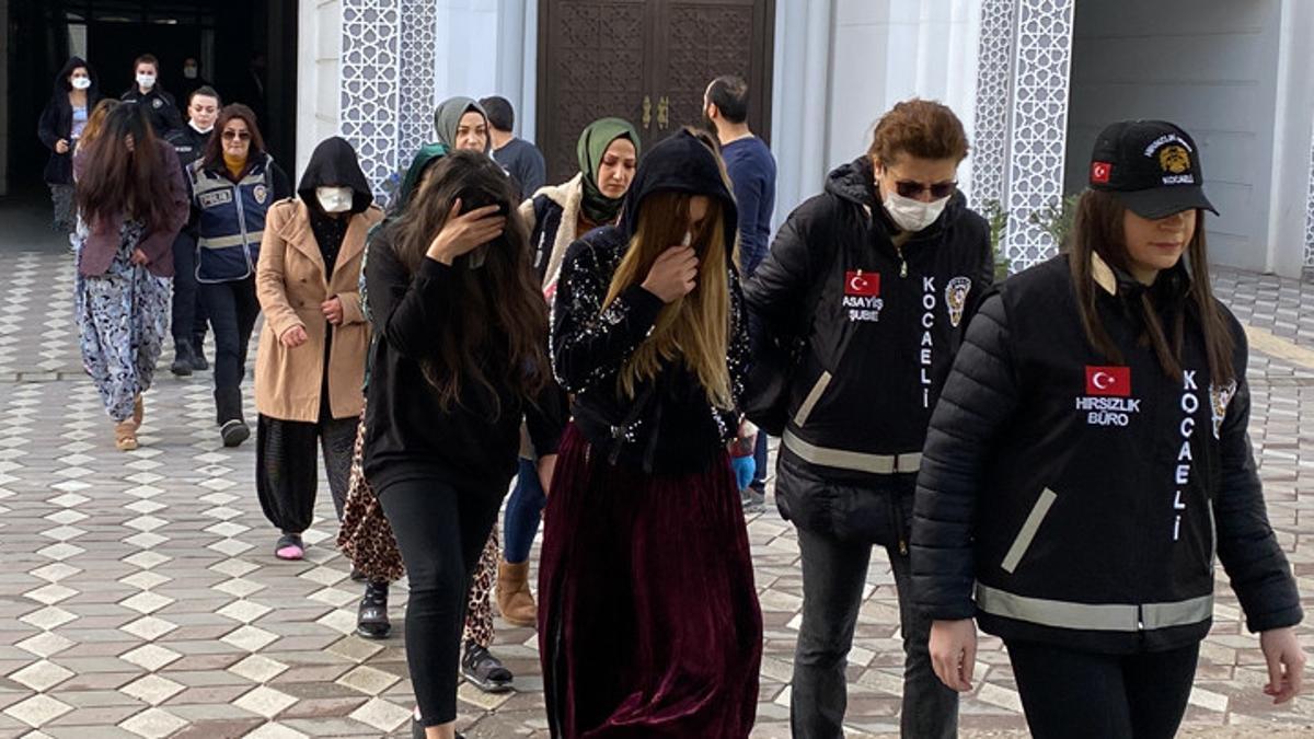 8 milyon liralık hırsızlık yapan ‘Altın Kızlar’ çetesine operasyon: 41 gözaltı