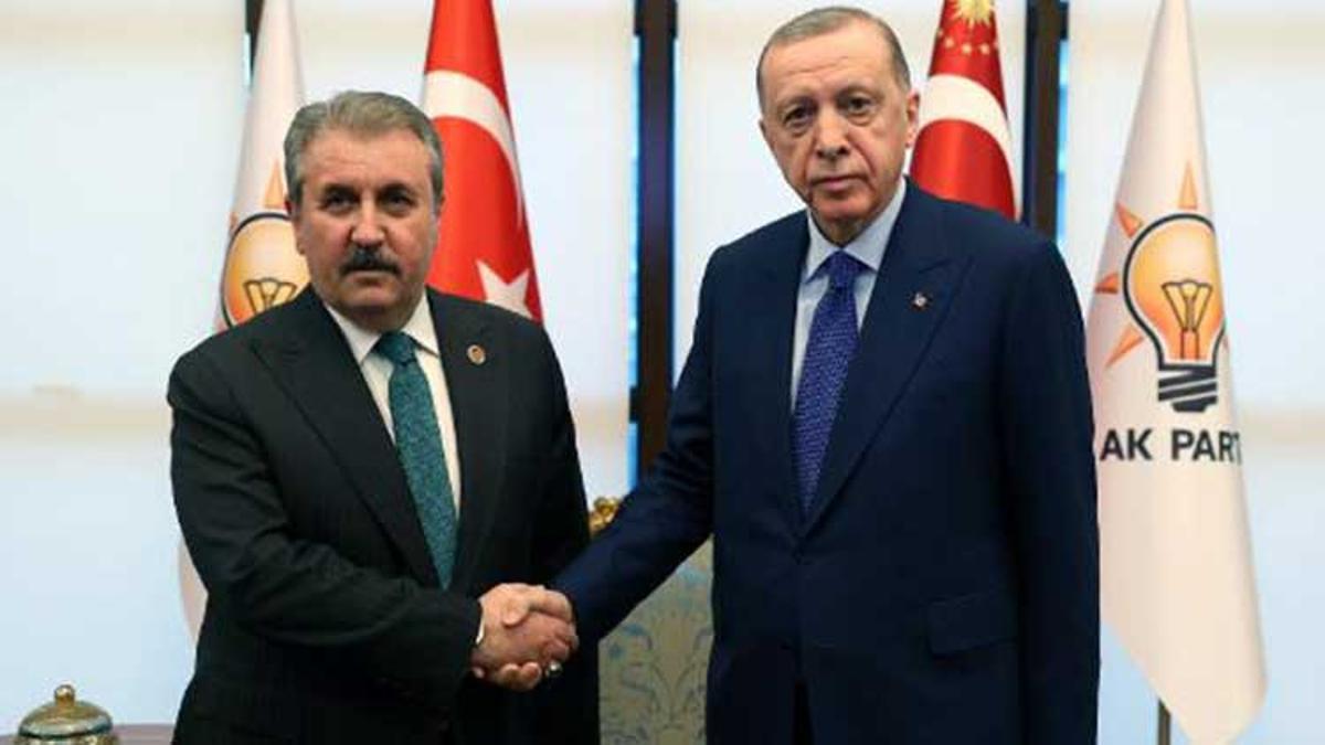 Cumhur ittifakı genişleyecek mi? Destici: Millet ve devlet hassasiyeti gösterenler dahil olabilir