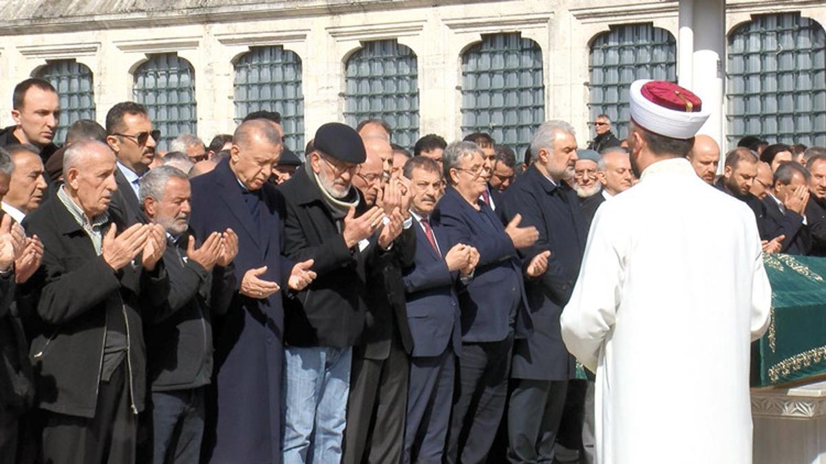 Kemal Coşkun’un cenazesine katıldı – Son Dakika Haberler