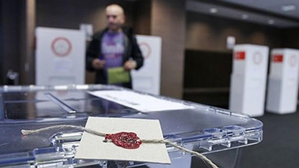 Yurt dışı oy kullanma tarihleri belli oldu! Yurt dışı seçmen kütüğünde kayıtlı kaç seçmen var