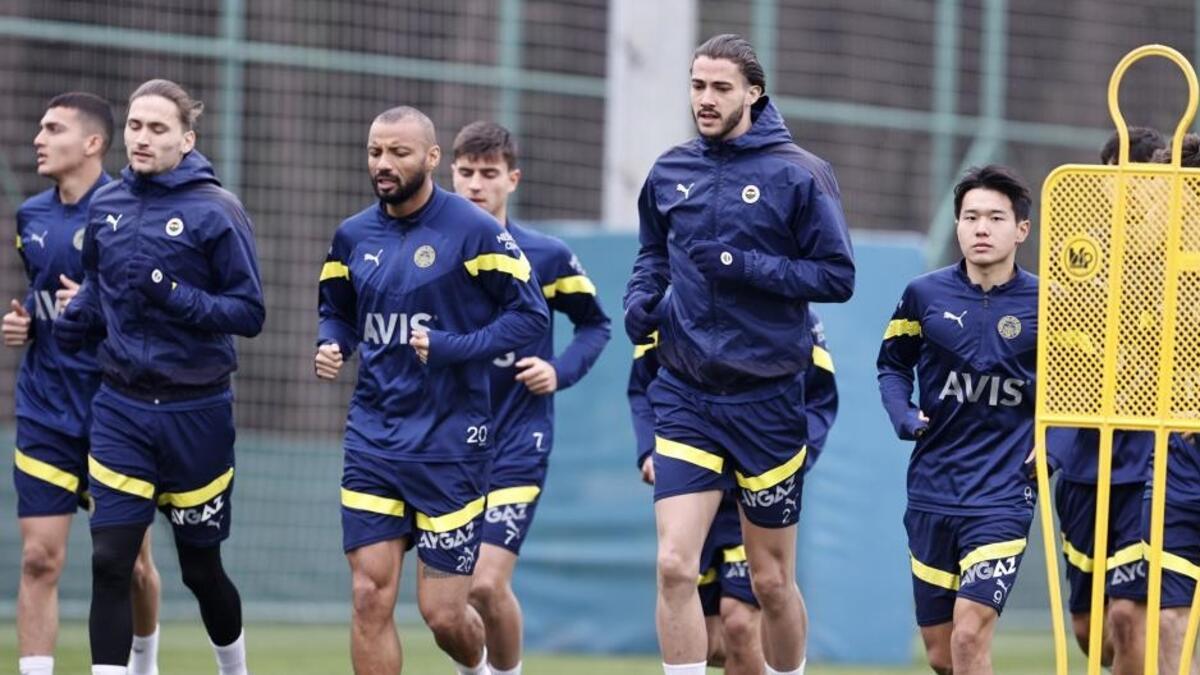 Fenerbahçe'de hazırlıklar sürüyor Zenit maçı