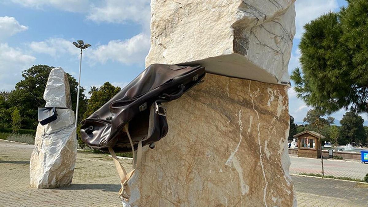 İzmir’deki ‘Gavur Mahallesi’ sergisi saldırıların hedefi oldu