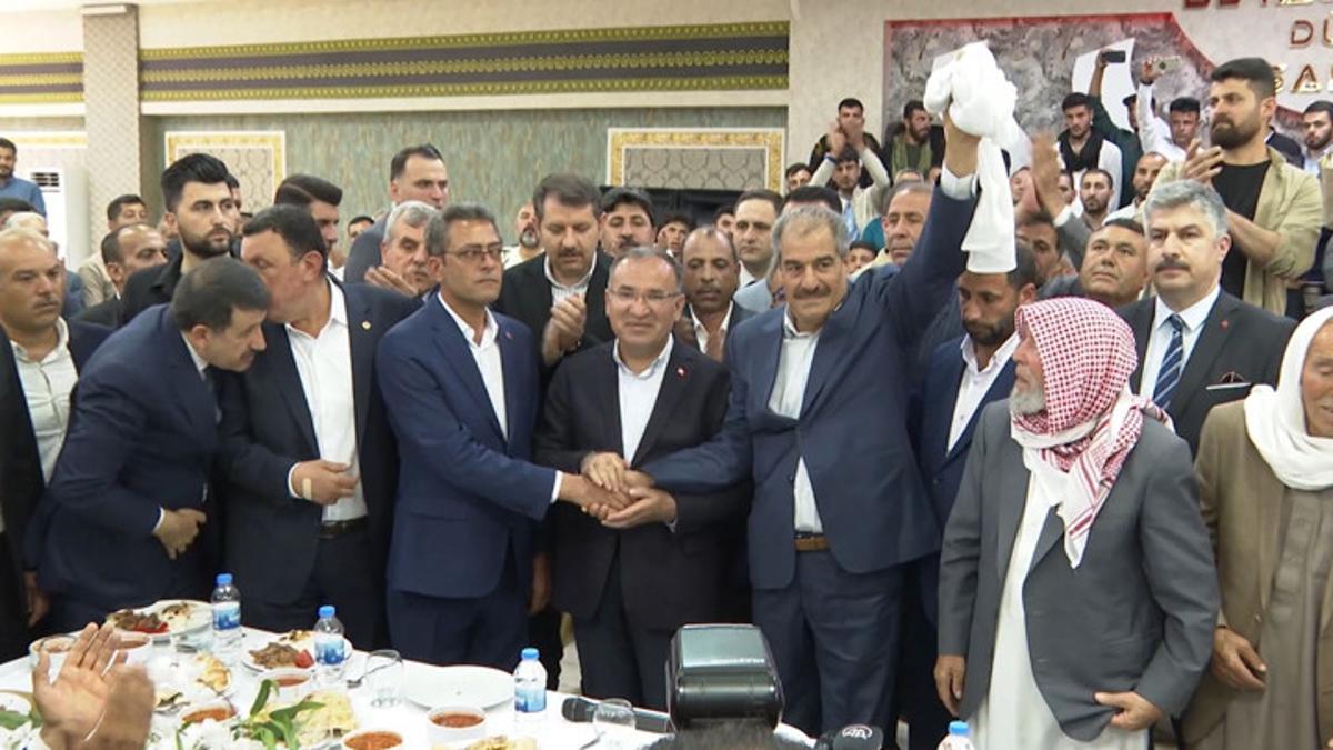 Bakan Bozdağ ‘kan davalı’ iki aileyi barıştırdı
