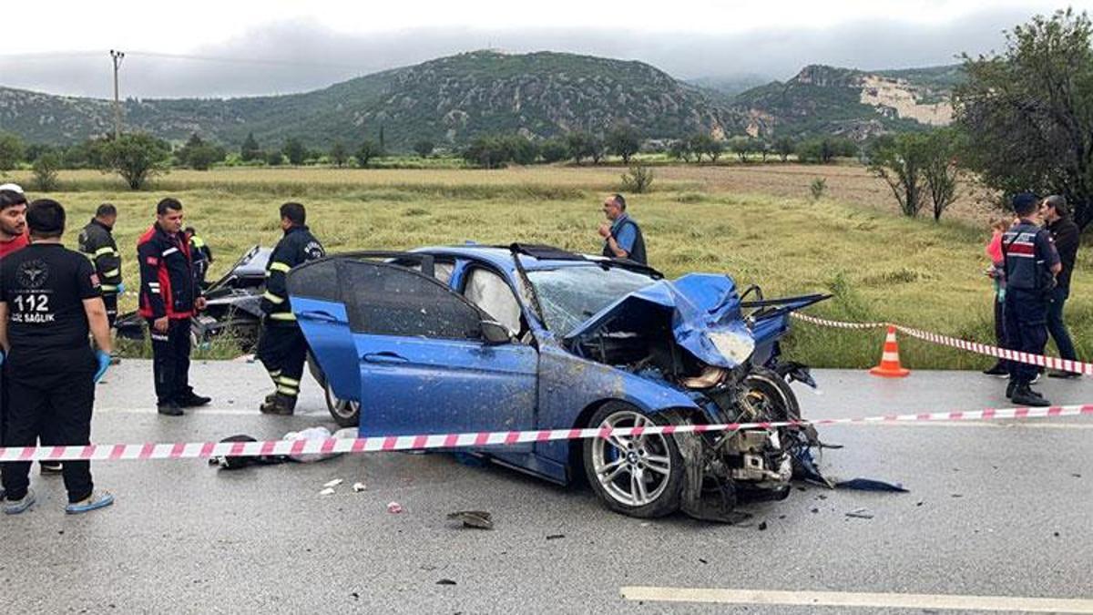 Burdur’da korkunç kaza: 5 ölü, 5 yaralı