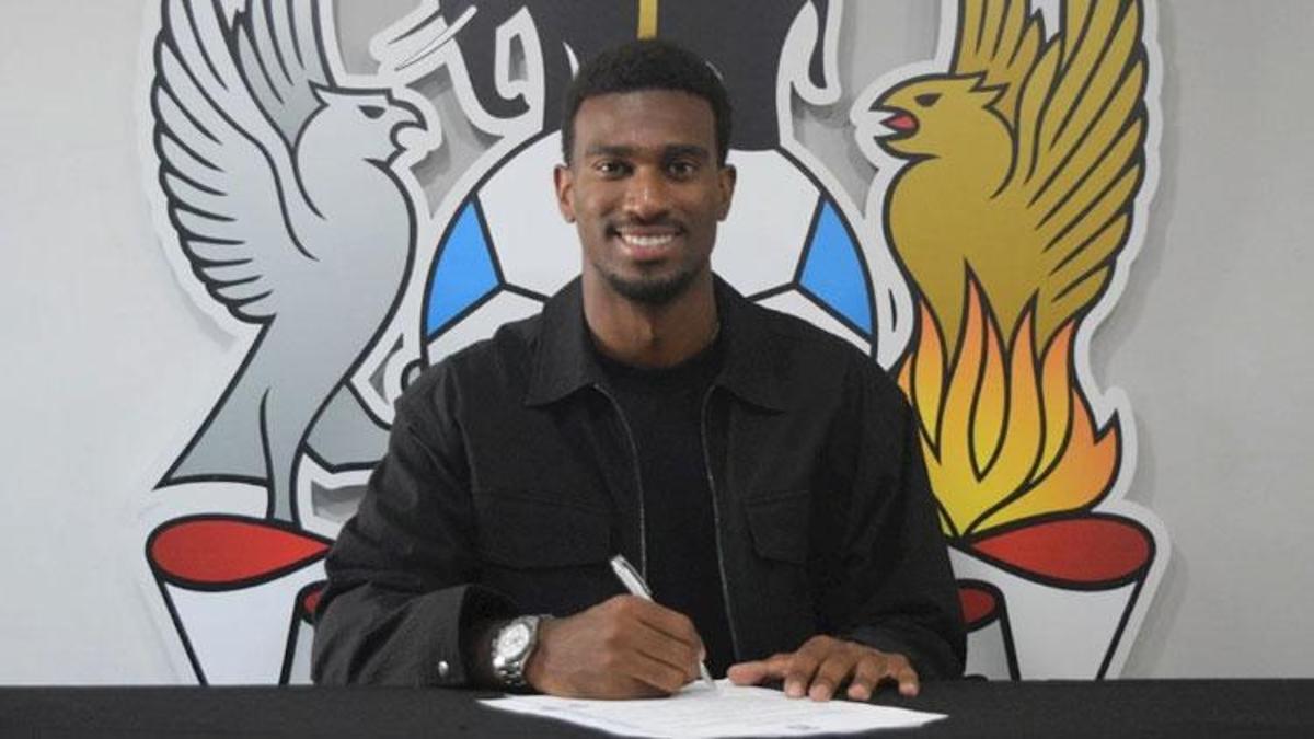 Antalyaspor, Haji Wright’ı rekor bonservis bedeliyle Coventry City’ye sattı