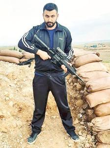 Silahlı külahlı fotoğraflara dur demenin vakti geldi