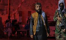 Taliban müzik yüzünden düğünü bastı: 3 kişi öldü