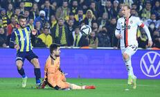 Fenerbahçe-Beşiktaş derbisinde Domagoj Vidadan hata