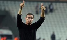 Beşiktaş Teknik Direktörü Valerien Ismael: Rakip değil, zemin zorladı