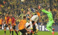 Galatasaray - Fenerbahçe derbisinin tarihi açıklandı Galatasaray - Fenerbahçe derbisinin tarihi açıklandı