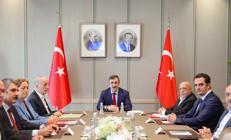 Cumhurbaşkanı Yardımcısı Yılmaz işçi sendikalarının temsilcileriyle görüştü Cumhurbaşkanı Yardımcısı Yılmaz işçi sendikalarının temsilcileriyle görüştü