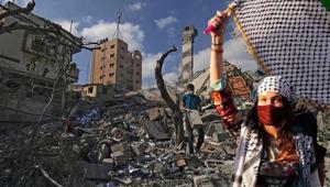 Saldırılar kadar tehlikeli İsrailin resmi yalanlarına ünlü model bile hedef oldu